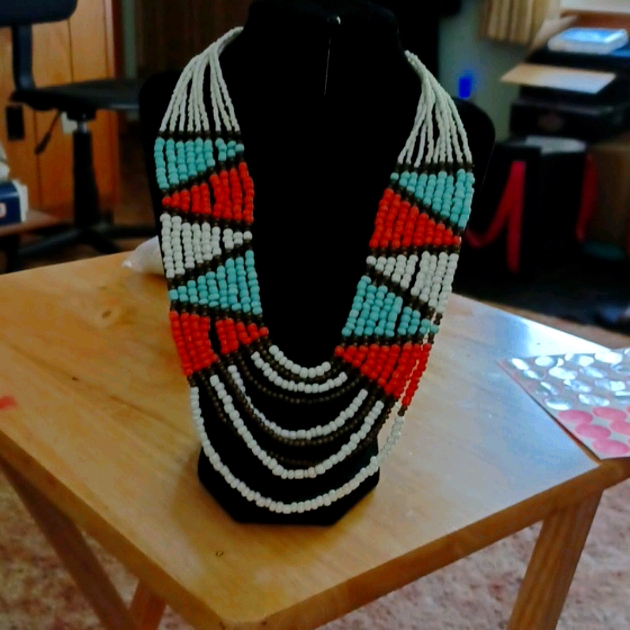 Necklace 20$